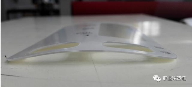 【注塑公开课报名】PC产品出现银纹、气泡、真空泡的原因是这样？